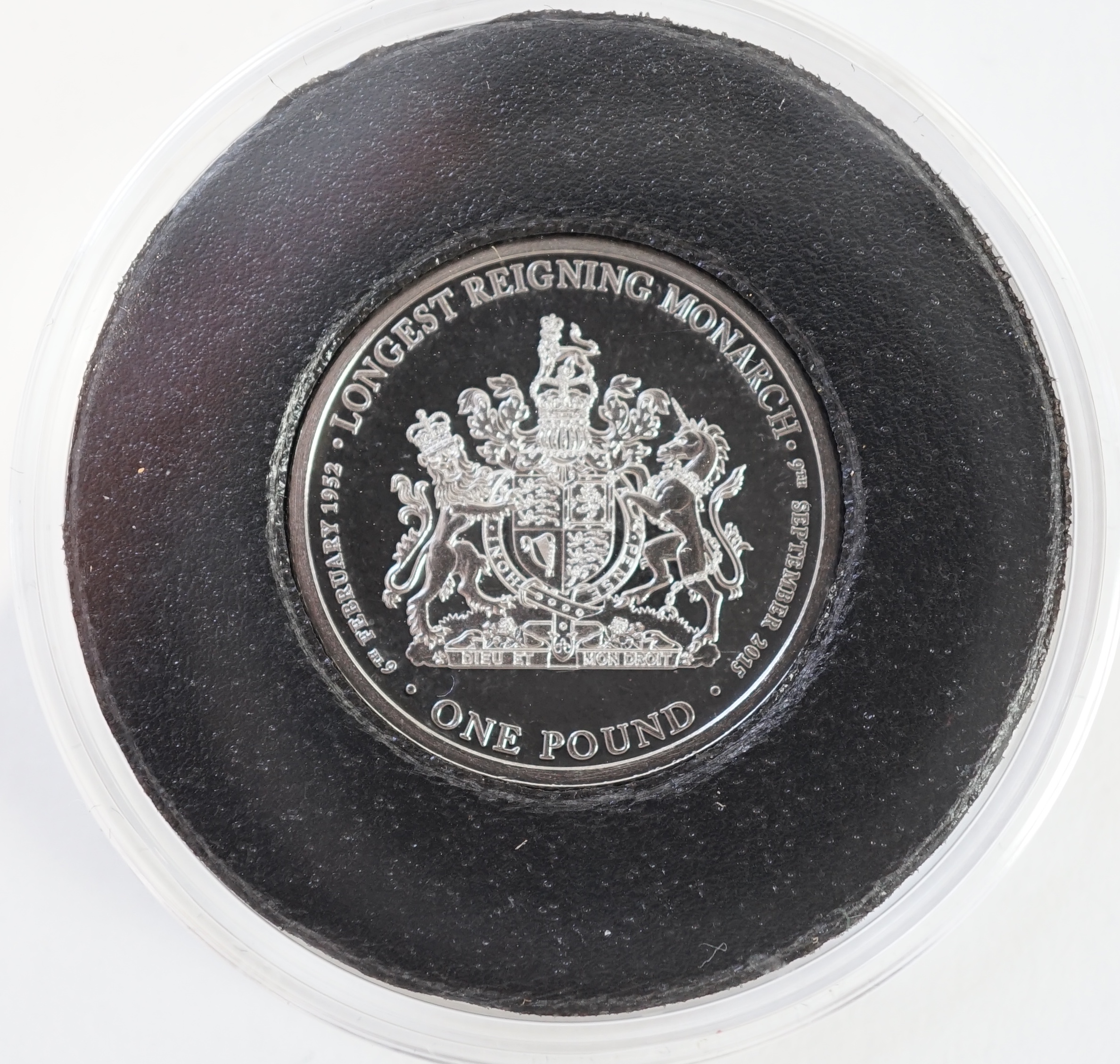 Tristan da Cunha, Elizabeth II, proof palladium £1 coin, 2015, 8g, in Jubilee Mint fitted case with certificate
